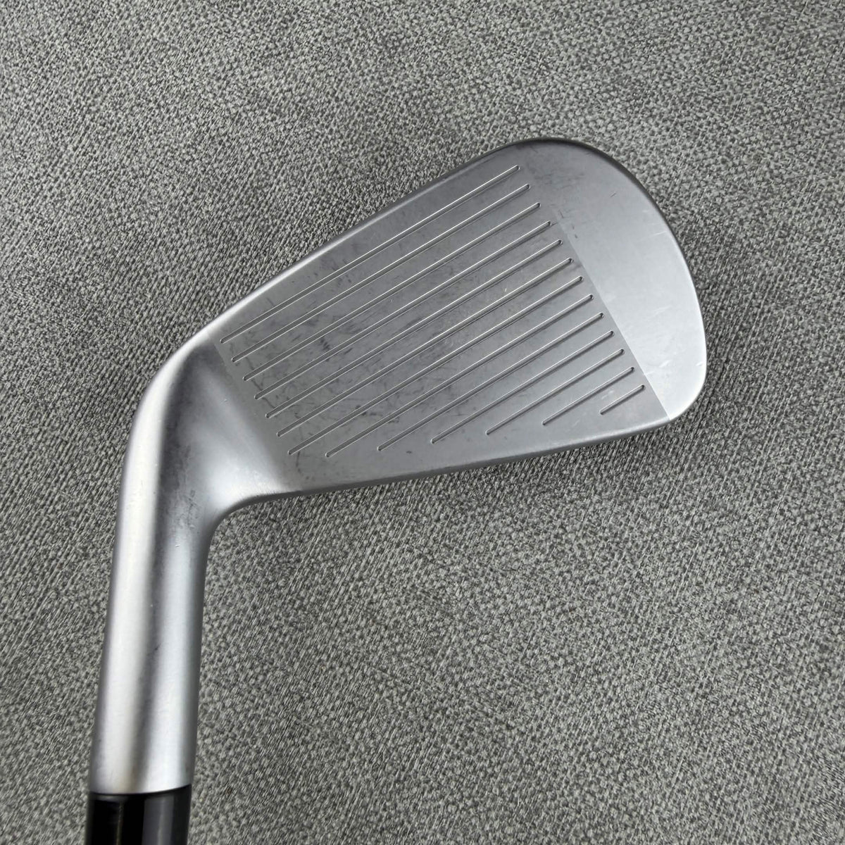 Taylormade P770 Hybrid - Stiff Flex / 23 Degree