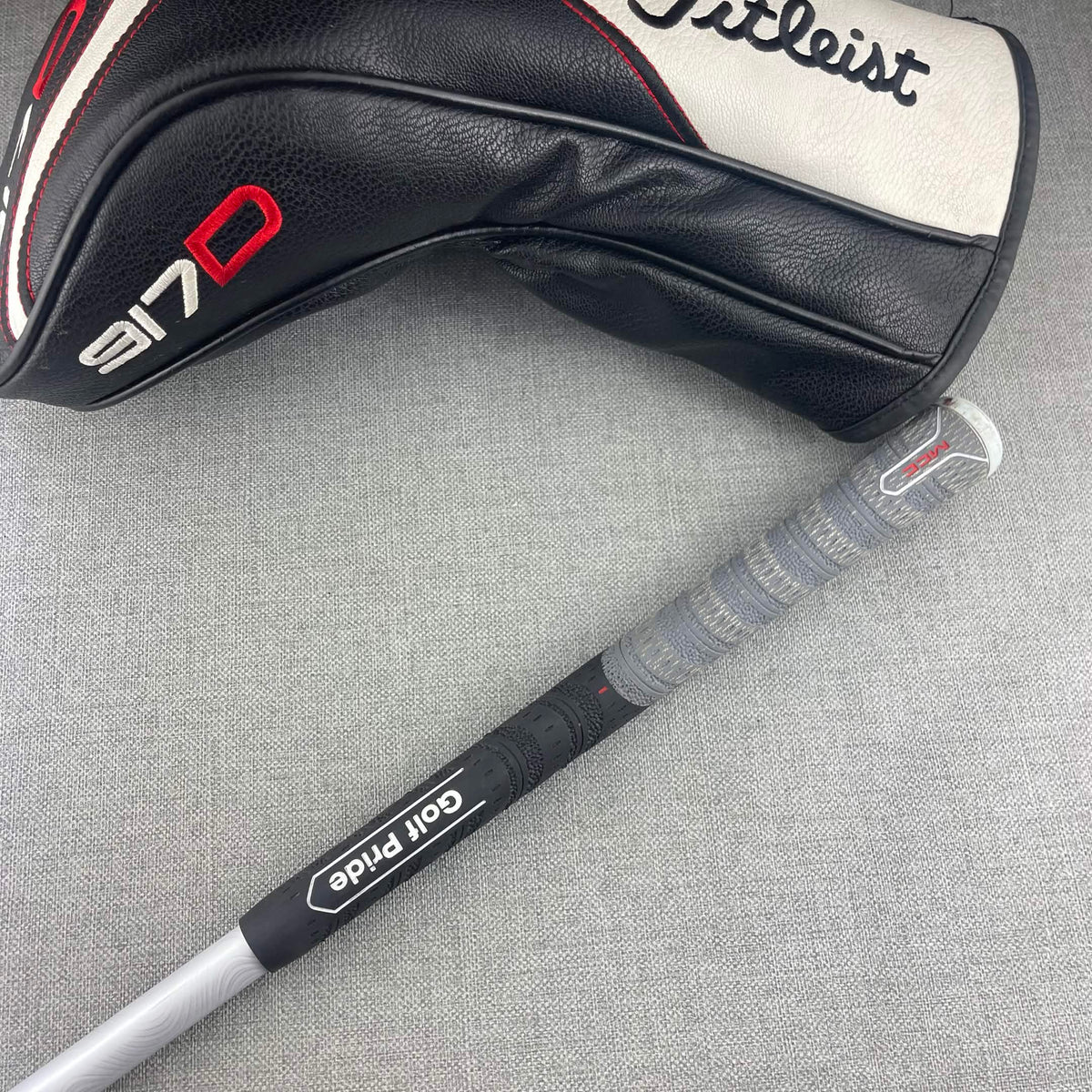 Titleist 917D2 Driver - Extra Stiff Flex 65g / 8.5 Degree