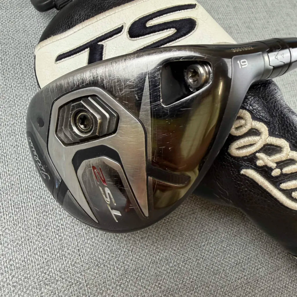 Titleist TS2 3 Hybrid - 19 Degree / Regular Flex