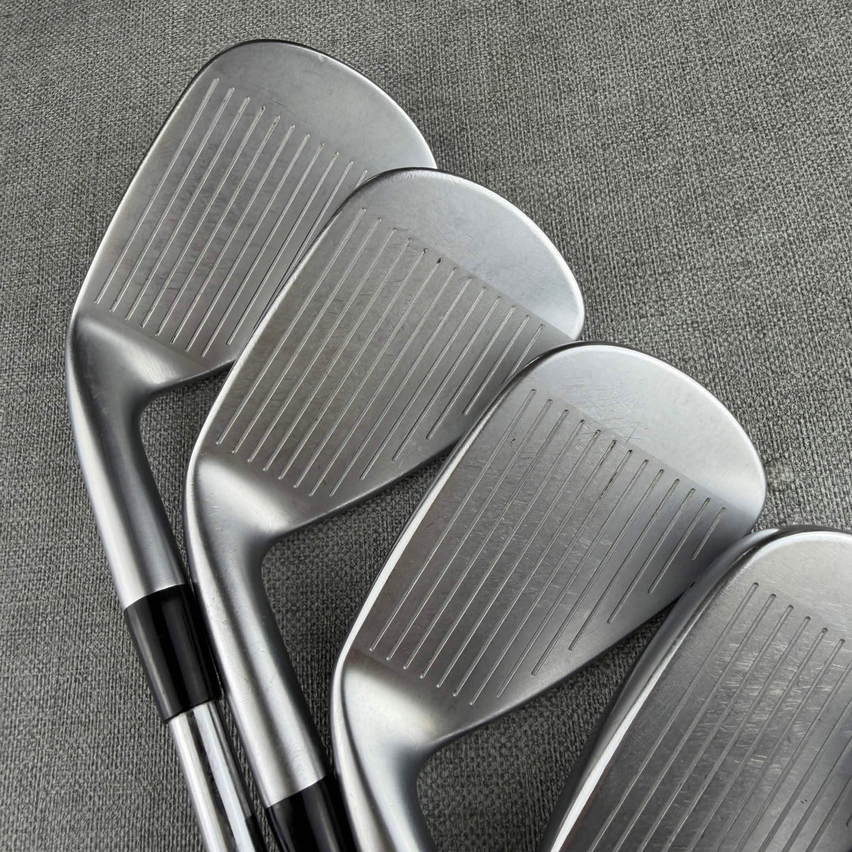 Mizuno JPX925 Hot Metal Irons - Regular  Flex / 5-PW
