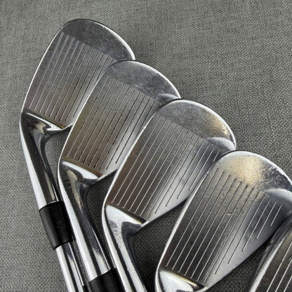 Titleist 710 AP2 Irons - Stiff Flex / 4-PW