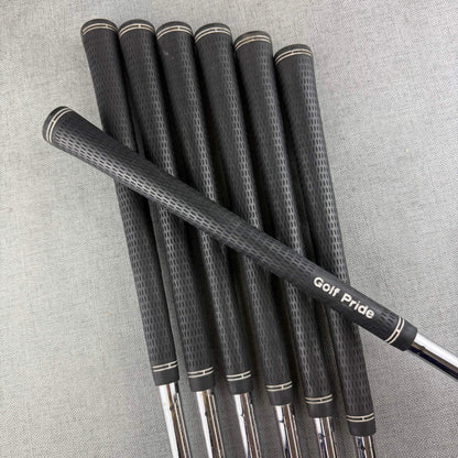 Titleist 710 AP2 Irons - Stiff Flex / 4-PW