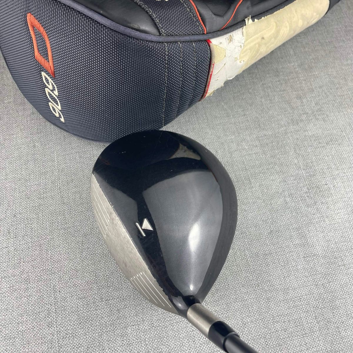 Titleist 909 D3 Driver - Regular Flex 65g / 10.5 YES Degree