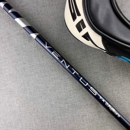 Taylormade  SIM2 Max Hybrid - Senior Flex / 22 Degree