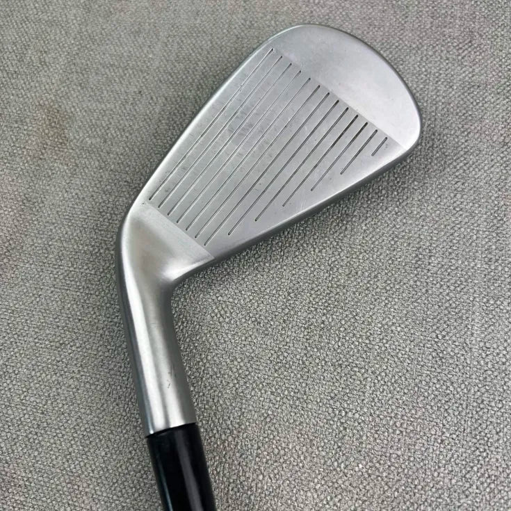 Taylormade P790 Utility 2 Iron - 17 Degree / Stiff Flex Graphite