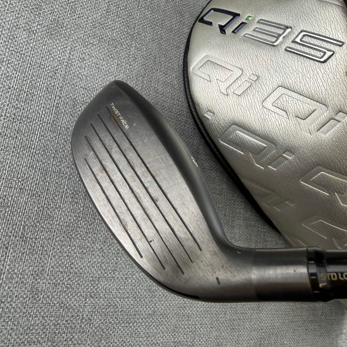 Taylormade  Qi35 Rescue Hybrid - Regular Flex / 22 Degree