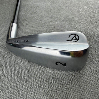 Takomo 101U Utility Iron - Stiff Flex / 18 Degree