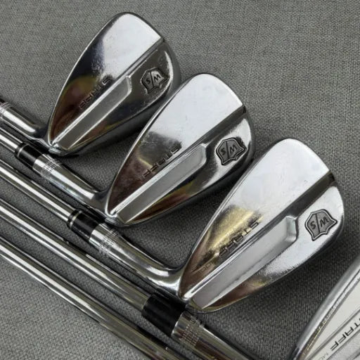 Wilson Staff STAFF Model Irons - Regular Flex / 6-PW