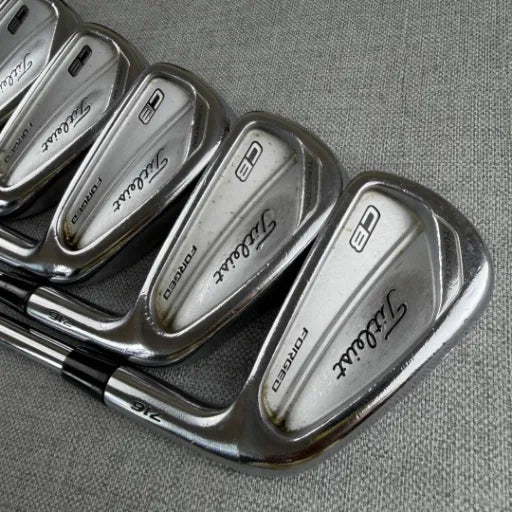 Titleist 716CB Forged Irons - Stiff Flex S300 / 4-PW
