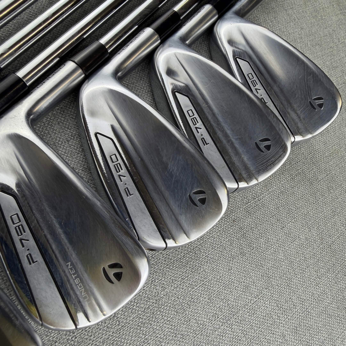 Taylormade  P790 2019 Irons - Regular  Flex / 4-PW