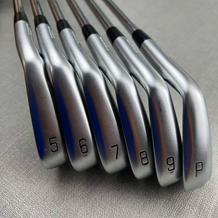 Mizuno JPX 925 Forged Iron Set - Stiff Flex Dynamic Gold / 5-PW