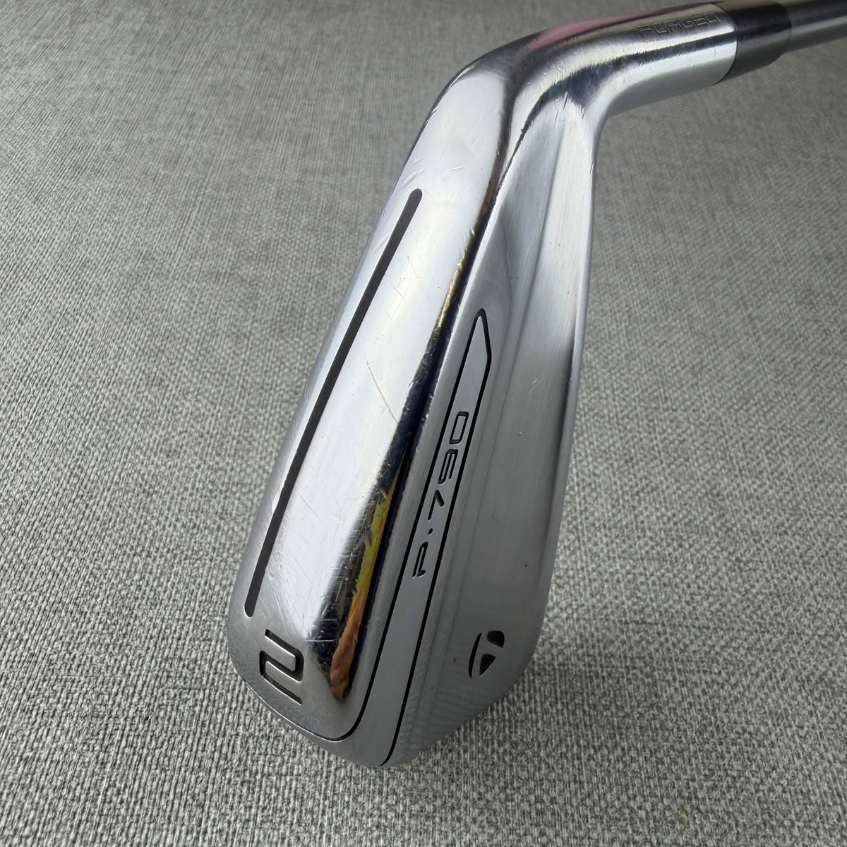 Taylormade P.790 Hybrid - Stiff Flex / 2 Degree