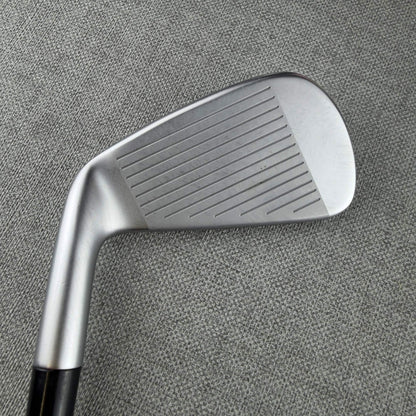 Taylormade P.790 Hybrid - Regular Flex / 4 Degree