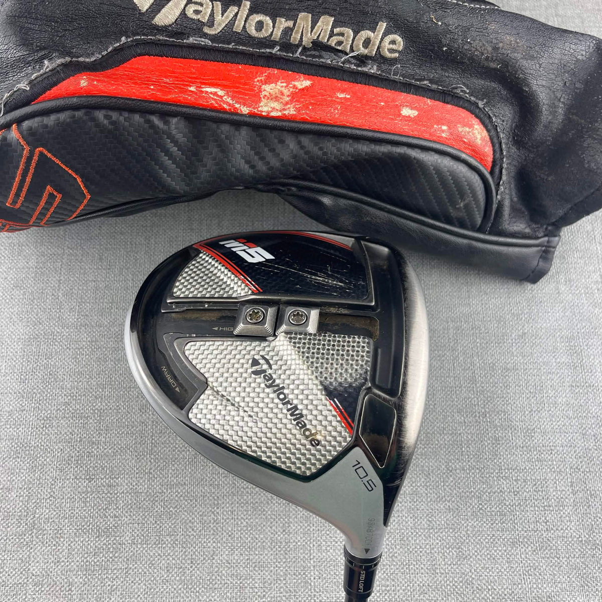 Taylormade M5 *DENT* Driver - Regular Flex 56g / 10.5 Degree
