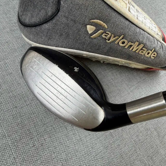 Taylormade Burner 4 Rescue - Regular Flex / 22 Degree