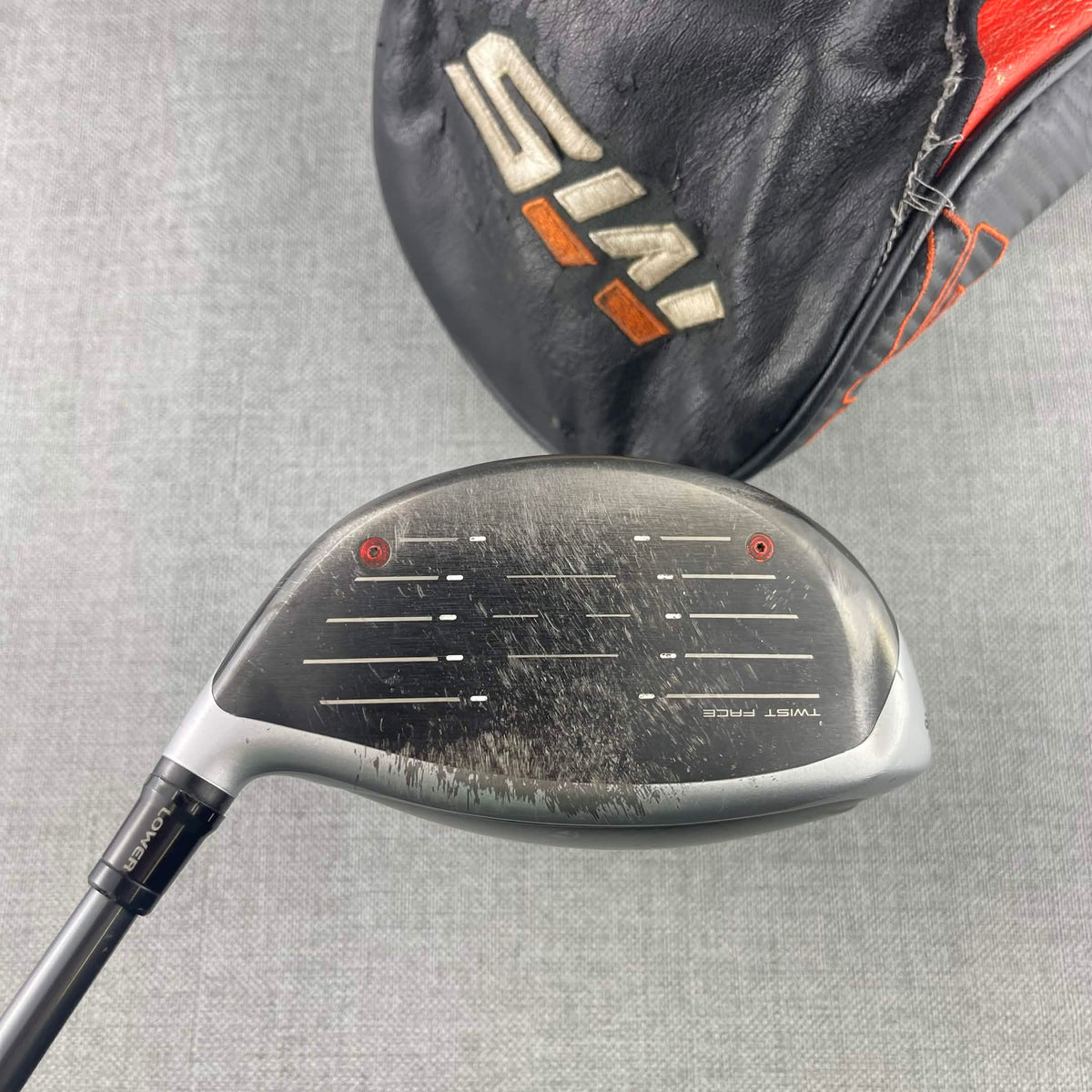 Taylormade M5 *DENT* Driver - Regular Flex 56g / 10.5 Degree