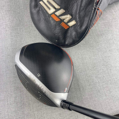 Taylormade M5 *DENT* Driver - Regular Flex 56g / 10.5 Degree