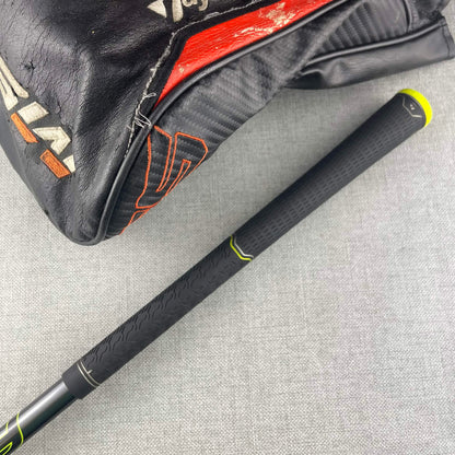 Taylormade M5 *DENT* Driver - Regular Flex 56g / 10.5 Degree