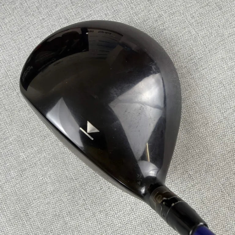 Titleist 910D3 Driver - Stiff Flex Tour AD / 8.5 Degree Adjustable
