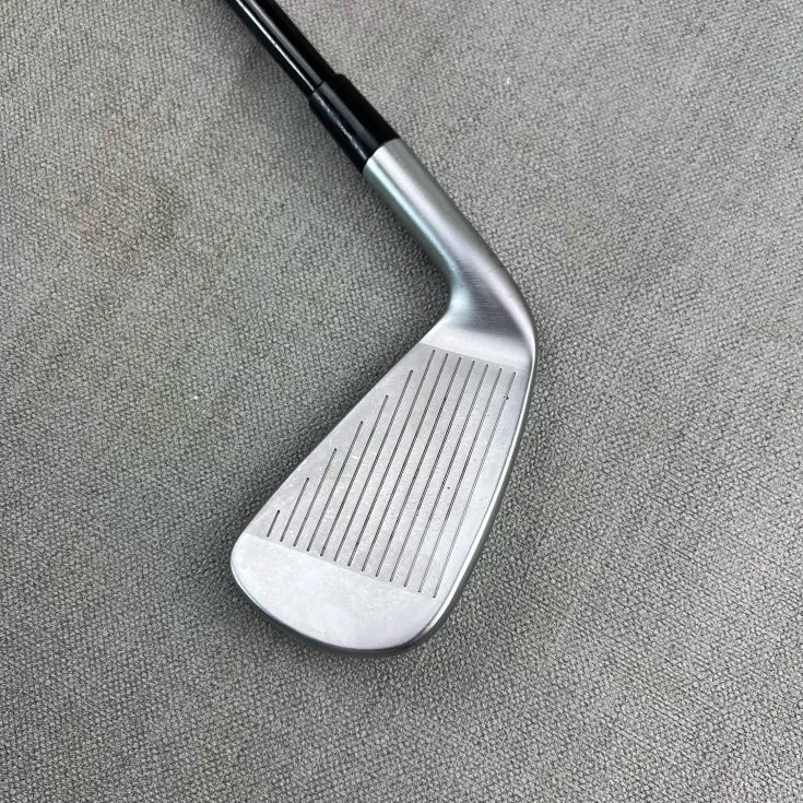 Taylormade P790 Udi 2 Iron - PX 6.5 X Flex / 17 Degree
