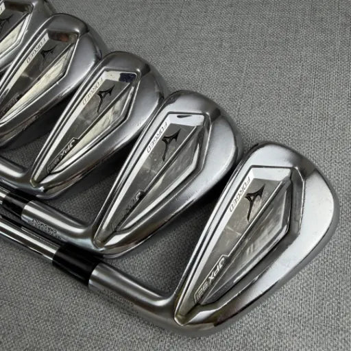 Mizuno JPX921 Forged Irons - X Flex / 4-PW