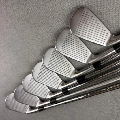 Mizuno JPX921 Forged Irons - X Flex / 4-PW