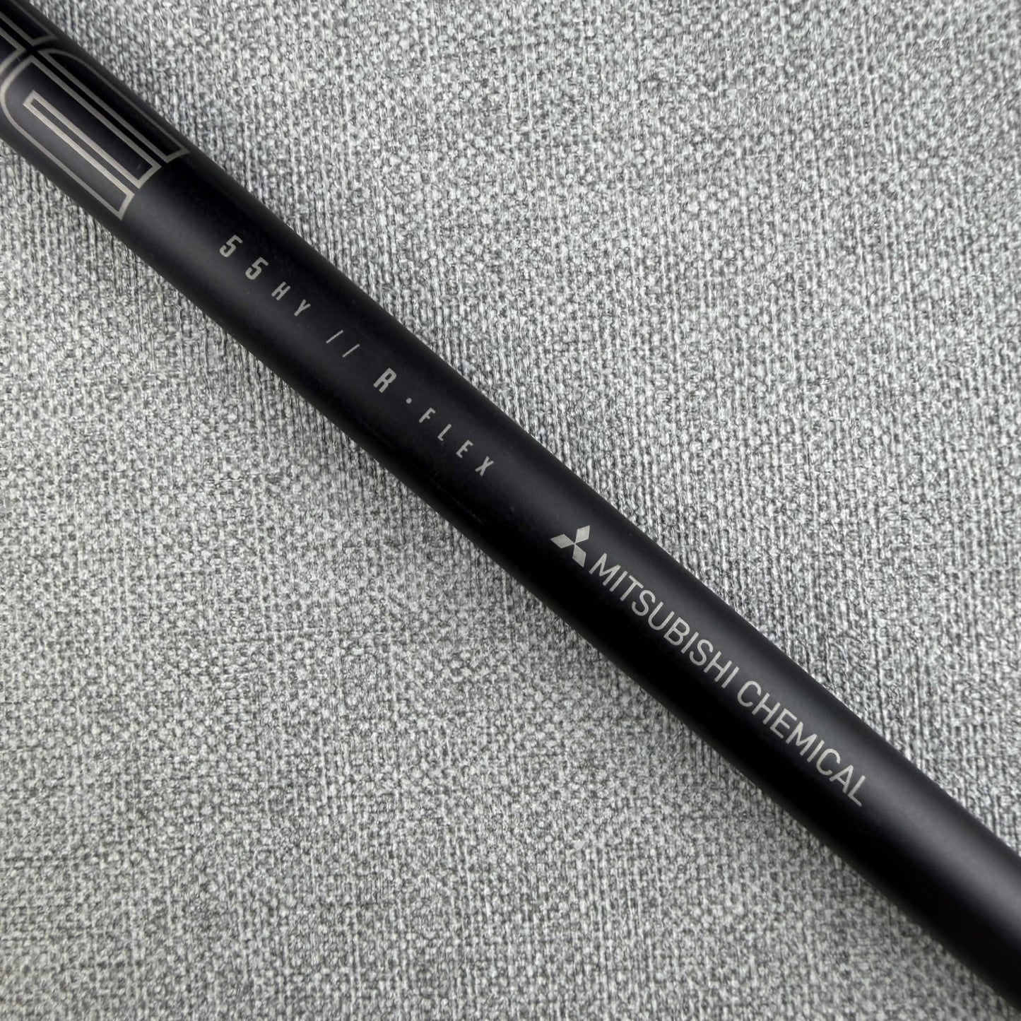 Mitsubishi Kuro Kage Black - 55g Regular / Hybrid / Titleist