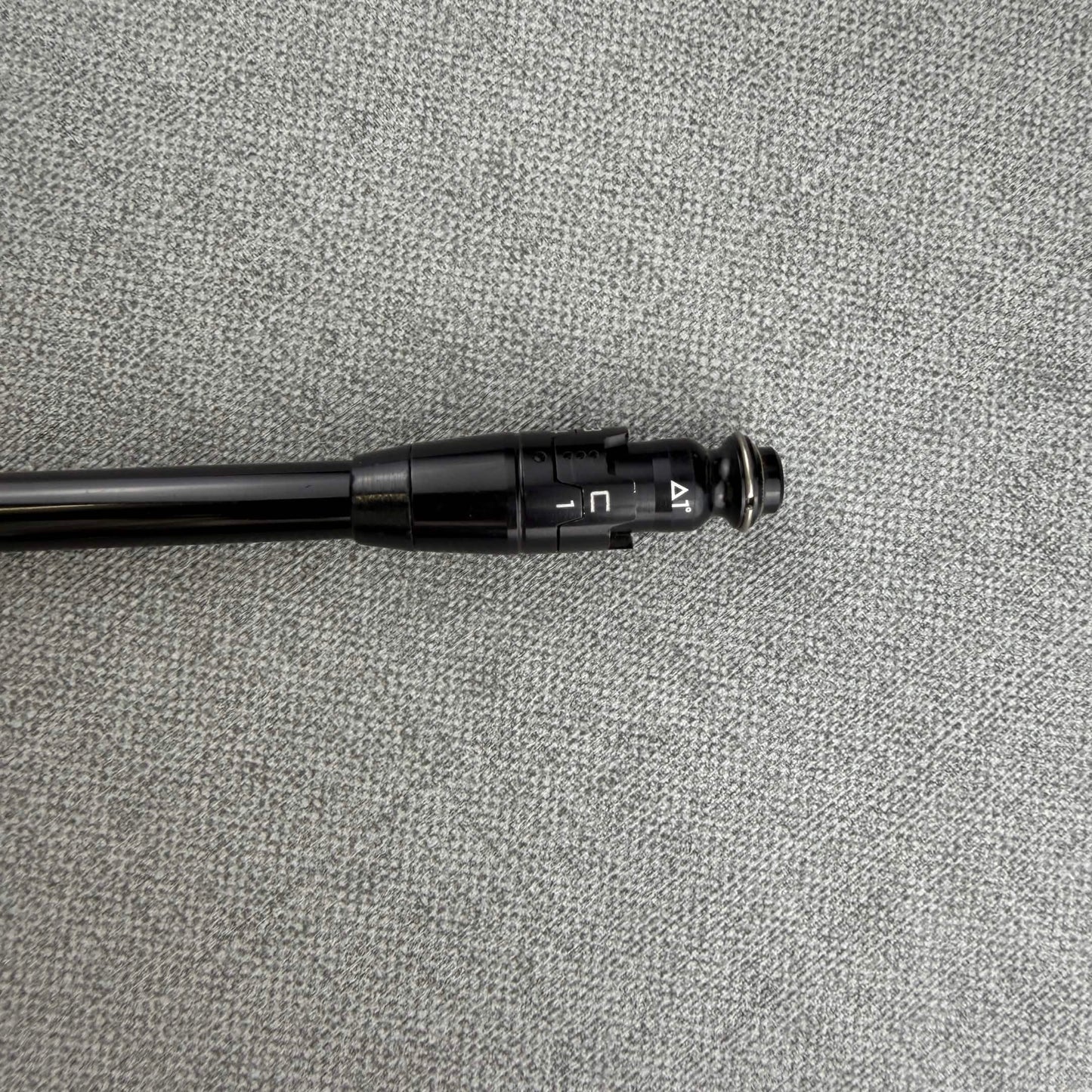 Mitsubishi Kuro Kage Black - 60g Regular / Hybrid / Titleist