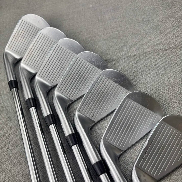 Srixon Z945 Forged Irons - Stiff Flex / 4-PW