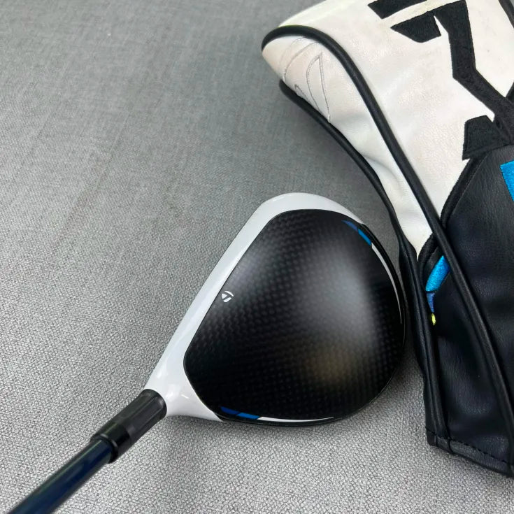 Taylormade Sim2 Max Fairway 3 Wood - Ventus Blue Regular Flex / 15 Degree
