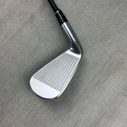 Srixon ZXiU Utility 4 Iron - Regular Flex / 23 Degree