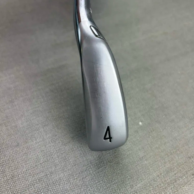 Titleist U510 Utility 4 Iron - Regular Flex HZRDUS / 22 Degree