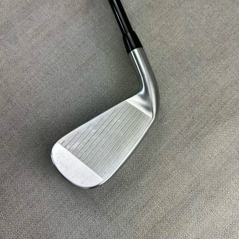 Titleist U505 Utility 2 Iron - Stiff Flex 6.0 / 18 Degree