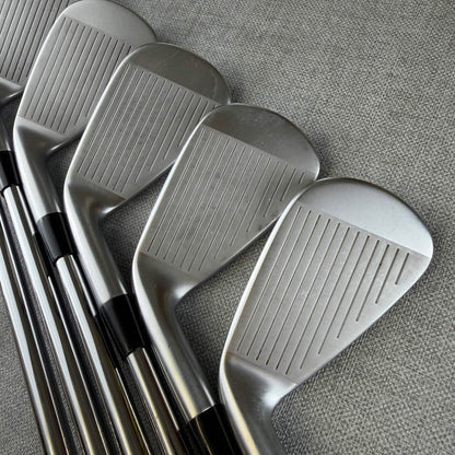 Mizuno JPX 923 Forged Irons - Stiff Flex / 4-PW