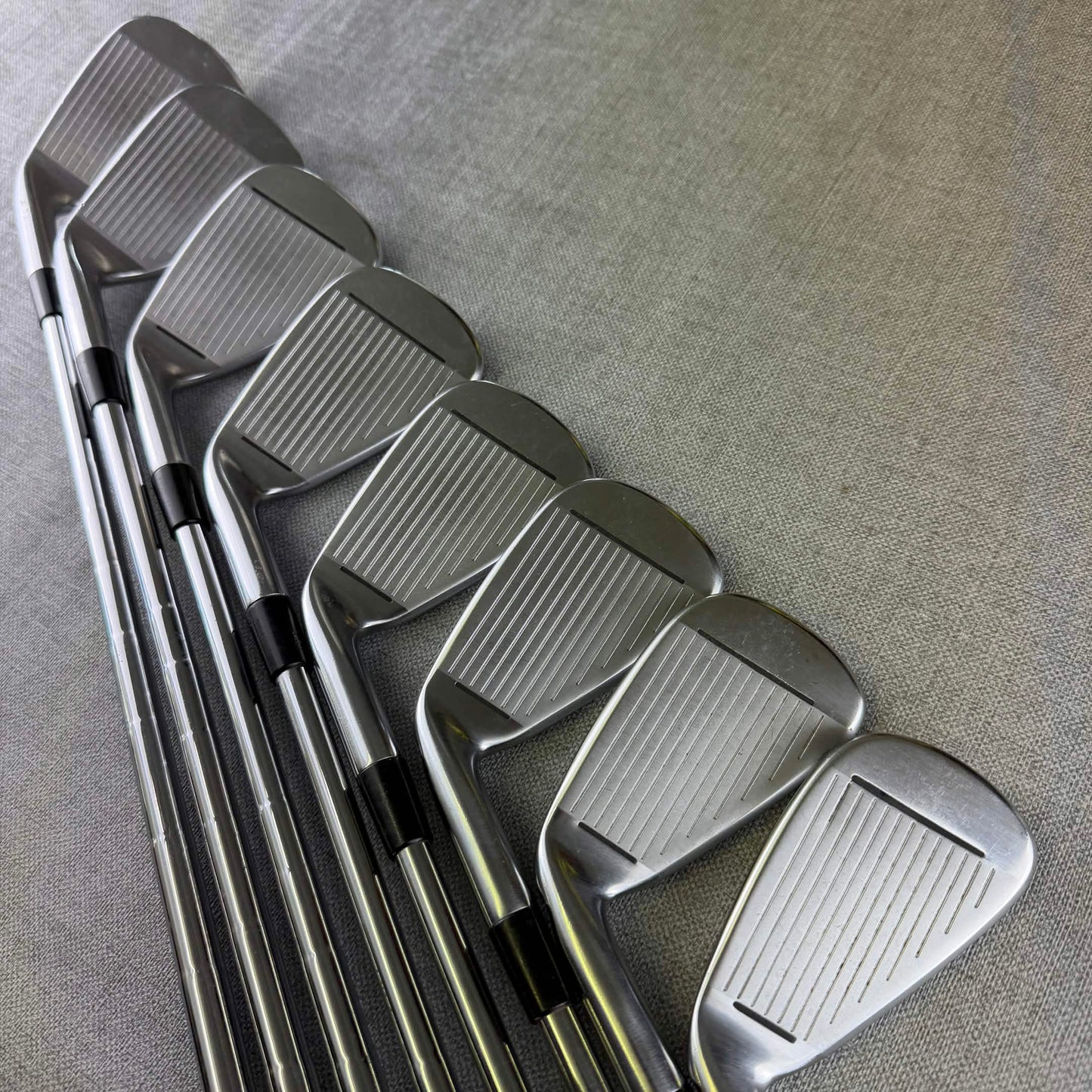 Taylormade  RSi 2 Irons - Stiff Flex / 3-PW