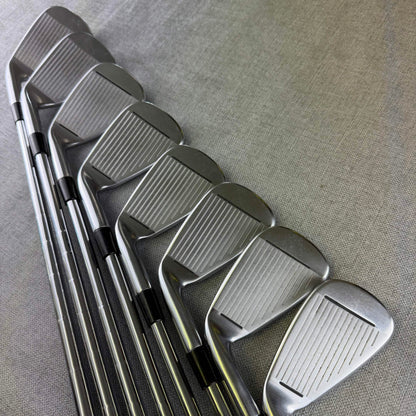 Taylormade  RSi 2 Irons - Stiff Flex / 3-PW
