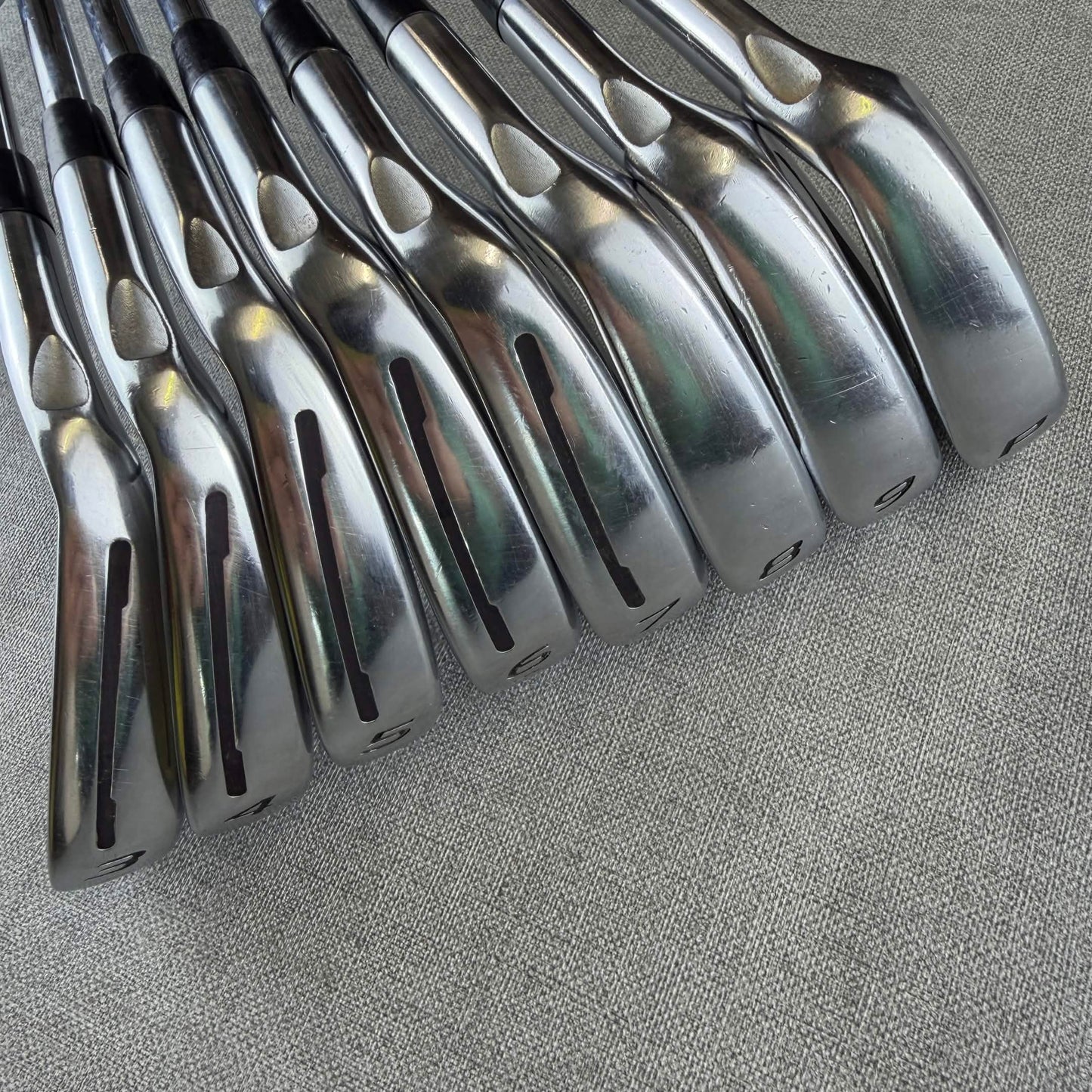 Taylormade  RSi 2 Irons - Stiff Flex / 3-PW