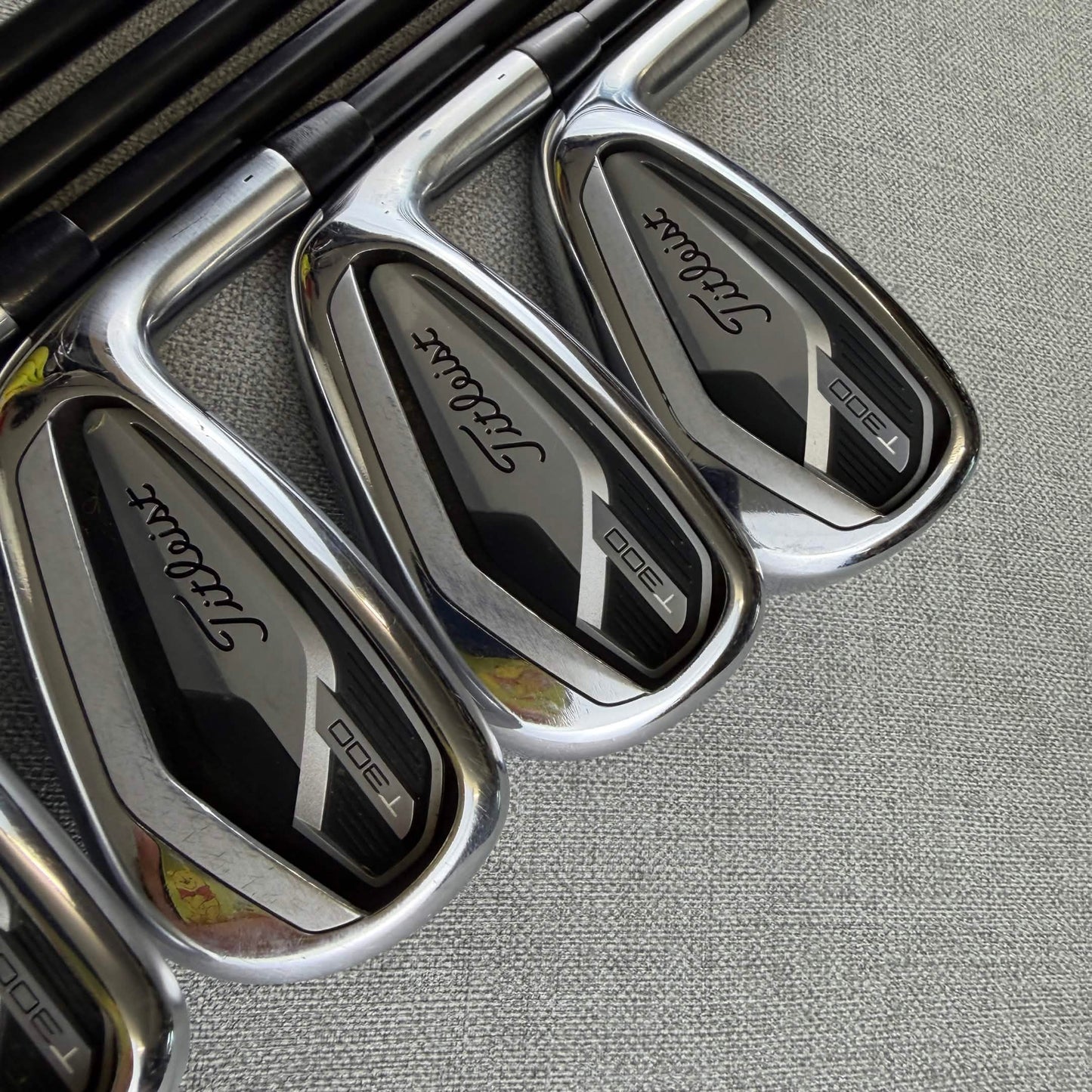 Titliest T300 Irons - Regular Flex / 5-PW