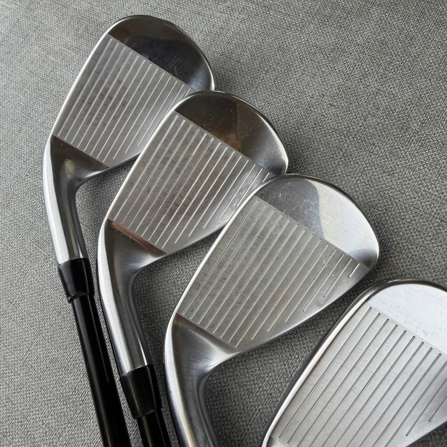 Titliest T300 Irons - Regular Flex / 5-PW