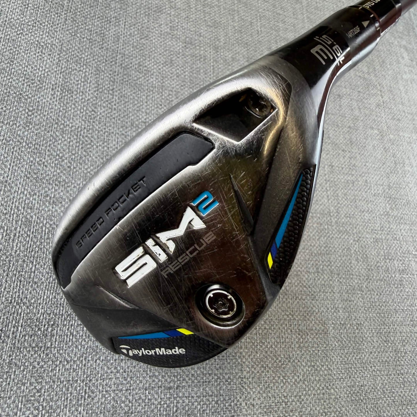 Taylormade  Sim 2 Hybrid - Stiff Flex / 19.5 Degree