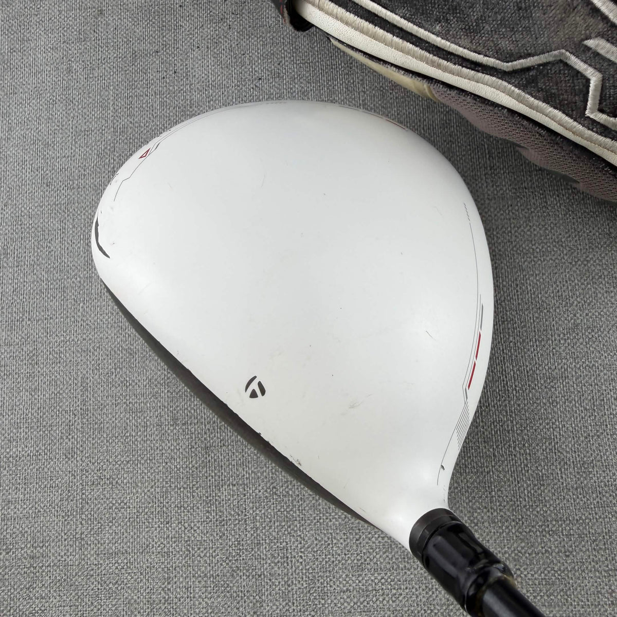 Taylormade R11  Driver - Regular Flex 60g / 10.5 Degree