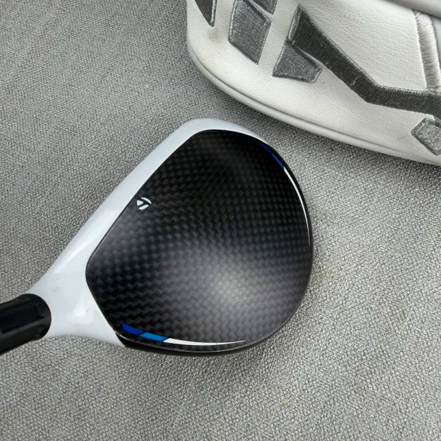 Taylormade SIM2 Max Fairway 5W - Regular Flex / 18 Degree