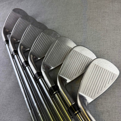 Wilson D7 Irons - Stiff Flex / 5-GW