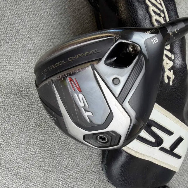 Titleist TS2 Fairway 5W - Regular Flex / 18 Degree