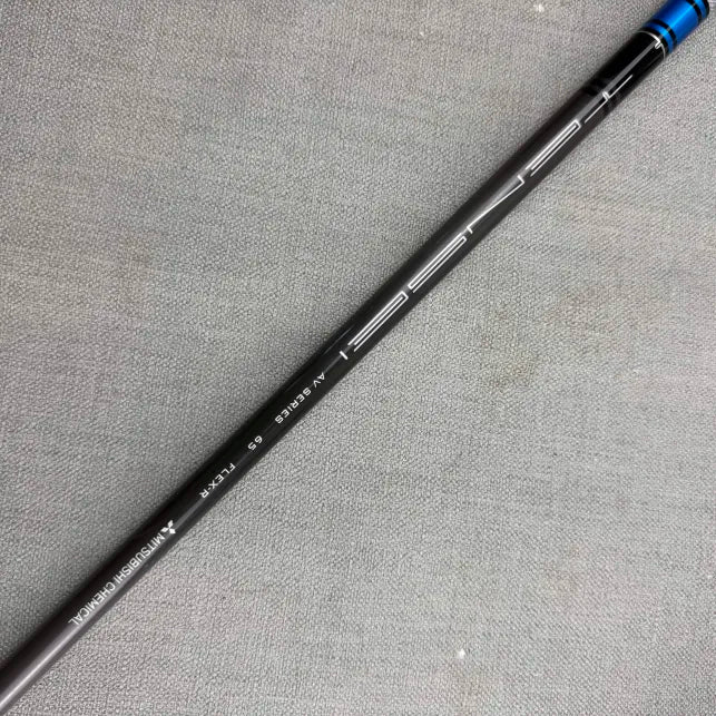 Titleist TS2 Fairway 5W - Regular Flex / 18 Degree