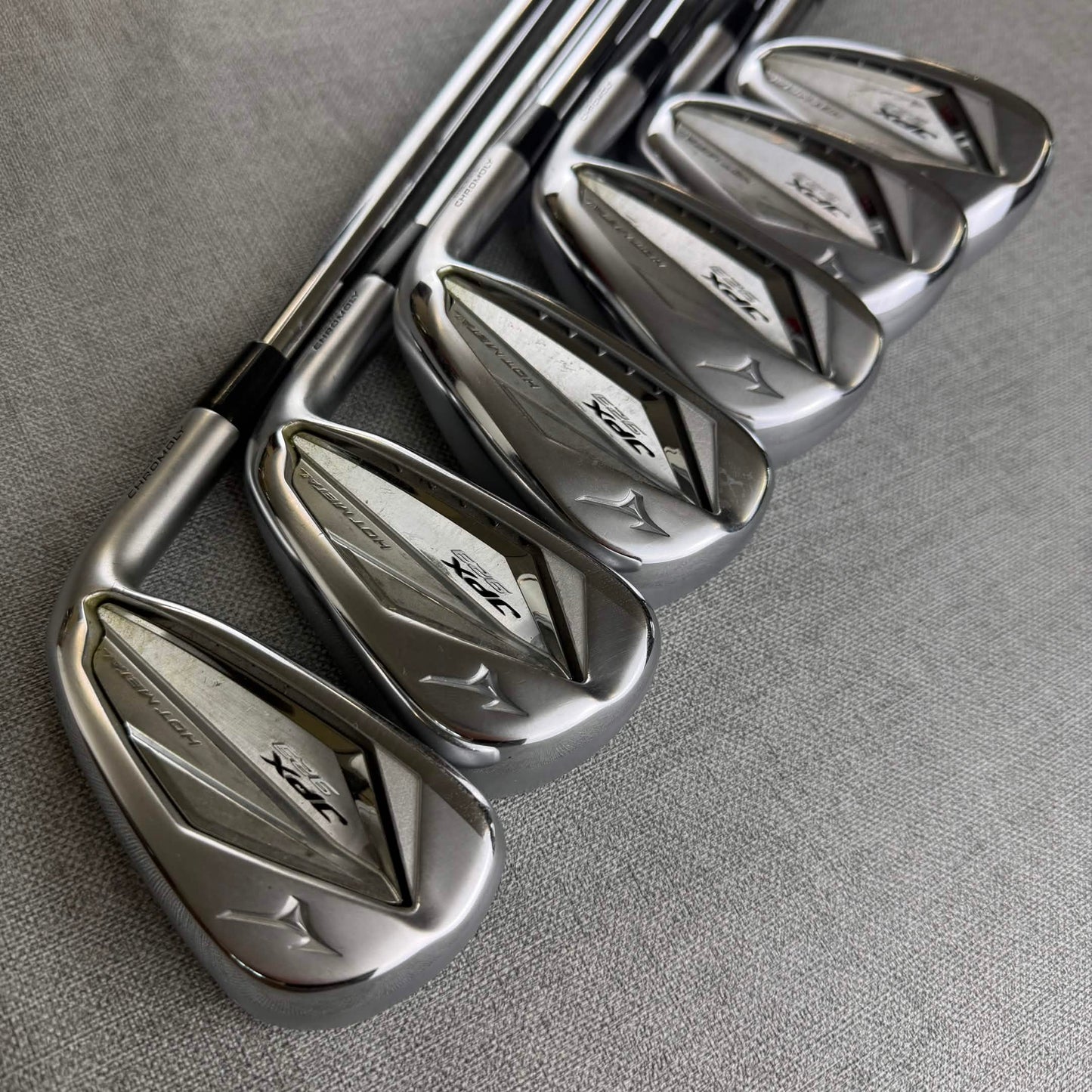 Mizuno JPX923 Hot Metal Irons - Regular  Flex / 5-PW