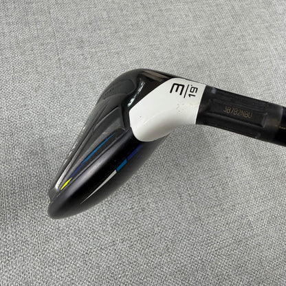 Taylormade SIM2 MAX Hybrid - Stiff Flex / 19 Degree