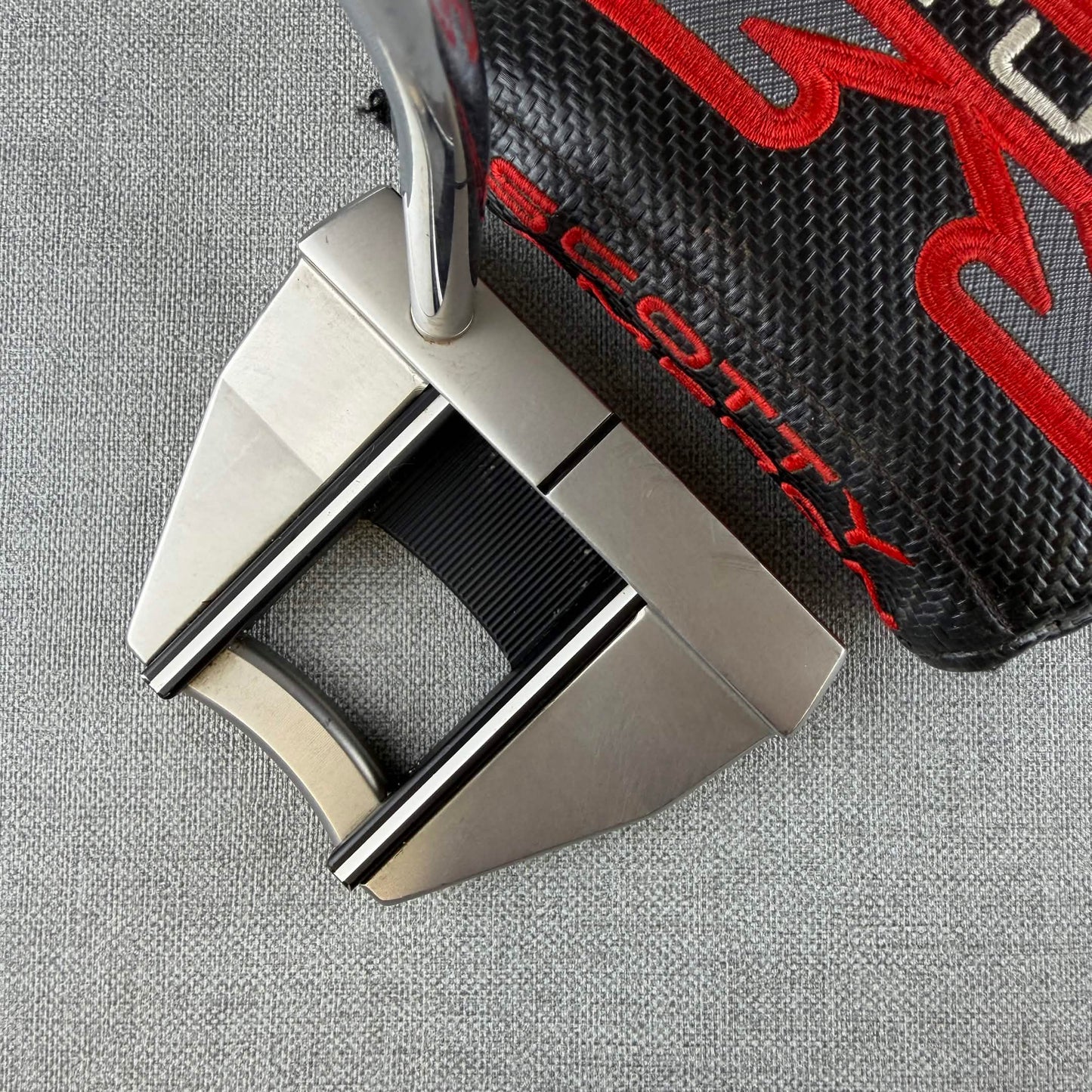 Titliest Scotty Cameron Futura 7M Putter - 33 Inches / Super Stroke Slim 3.0 Grip