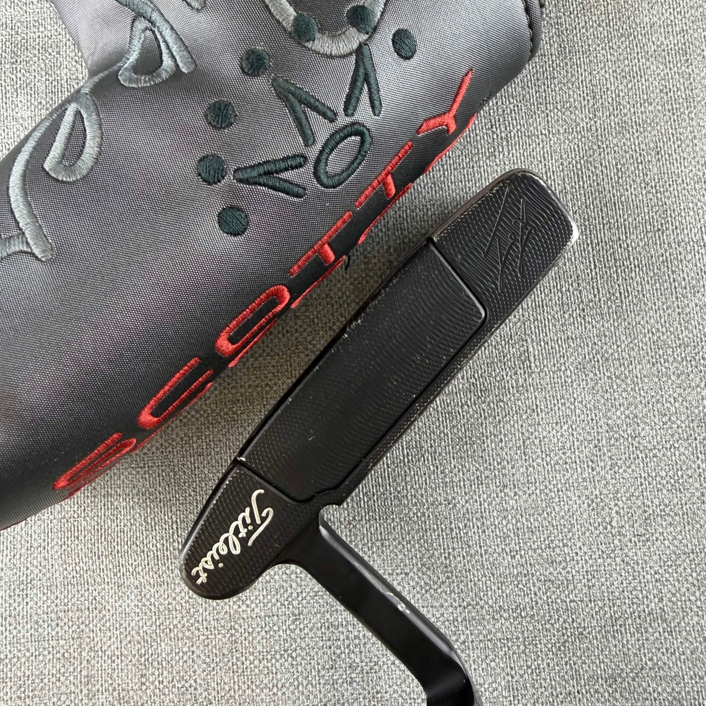 Titliest Scotty Cameron Select Newport Putter - 33.5 Inches / Super Stroke Tour 1.0 Grip