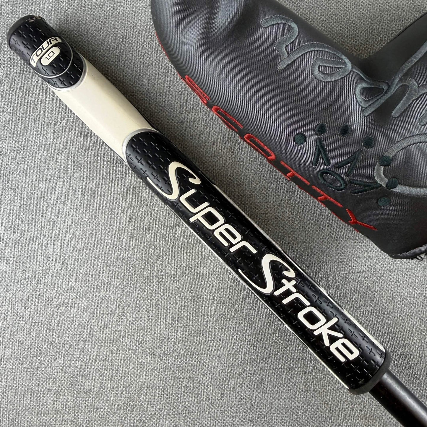 Titliest Scotty Cameron Select Newport Putter - 33.5 Inches / Super Stroke Tour 1.0 Grip